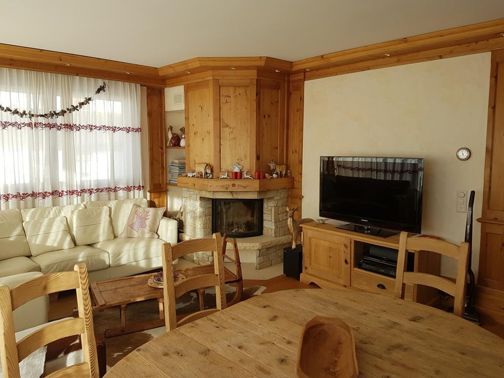 Appartement Clairiere Des Barzettes Avec Vue Magnifique Crans-Montana Luaran gambar