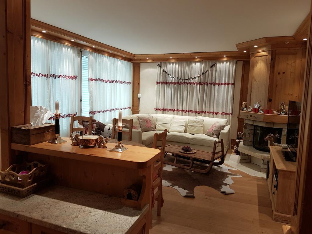 Appartement Clairiere Des Barzettes Avec Vue Magnifique Crans-Montana Luaran gambar