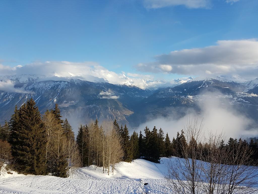 Appartement Clairiere Des Barzettes Avec Vue Magnifique Crans-Montana Luaran gambar